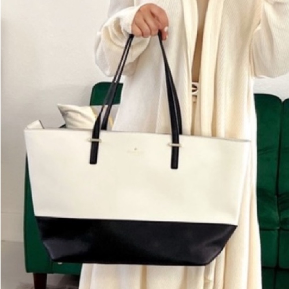 Kate Spade Two Tone Ivory and Black Tote Bag